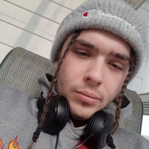 Meet your Posher, Alexandre